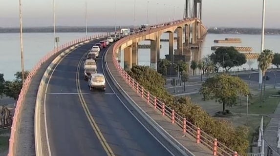 Demoran a dos extranjeros irregulares en un control sobre el puente Chaco-Corrientes