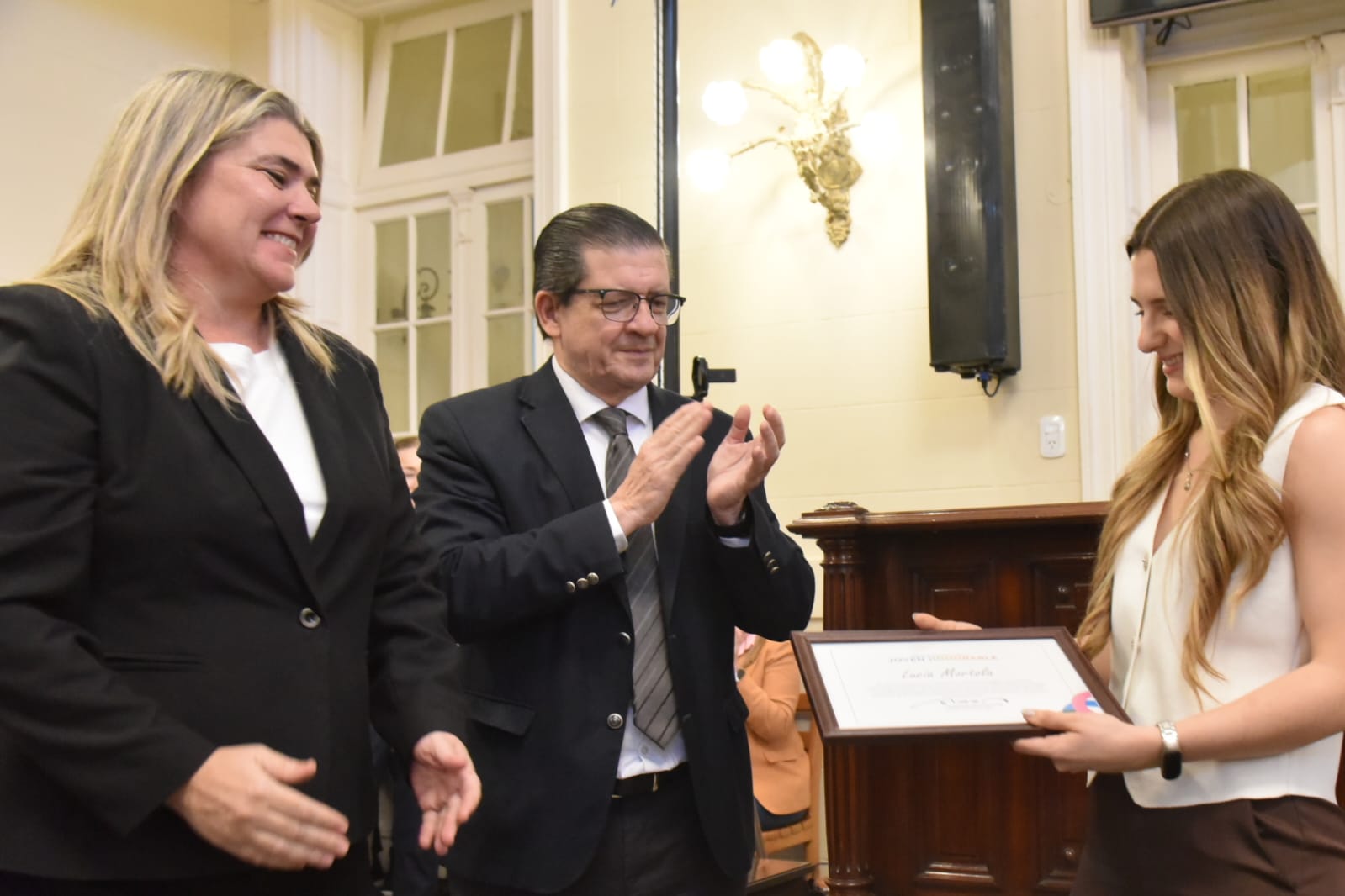 Lucía Mórtola fue distinguida como “Joven Honorable” por su aporte a la investigación científica
