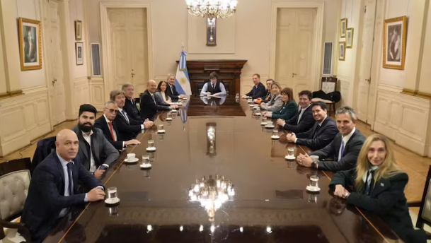 Milei reunirá al Gabinete en Casa Rosada con Malvinas y el Presupuesto 2027 como ejes centrales