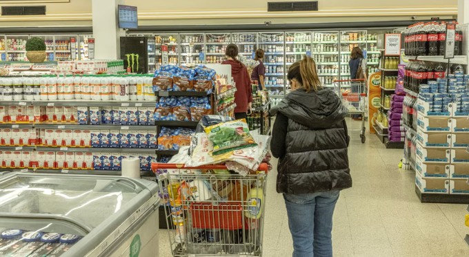 Supermercados: Corrientes sigue como la única provincia con caída en ventas