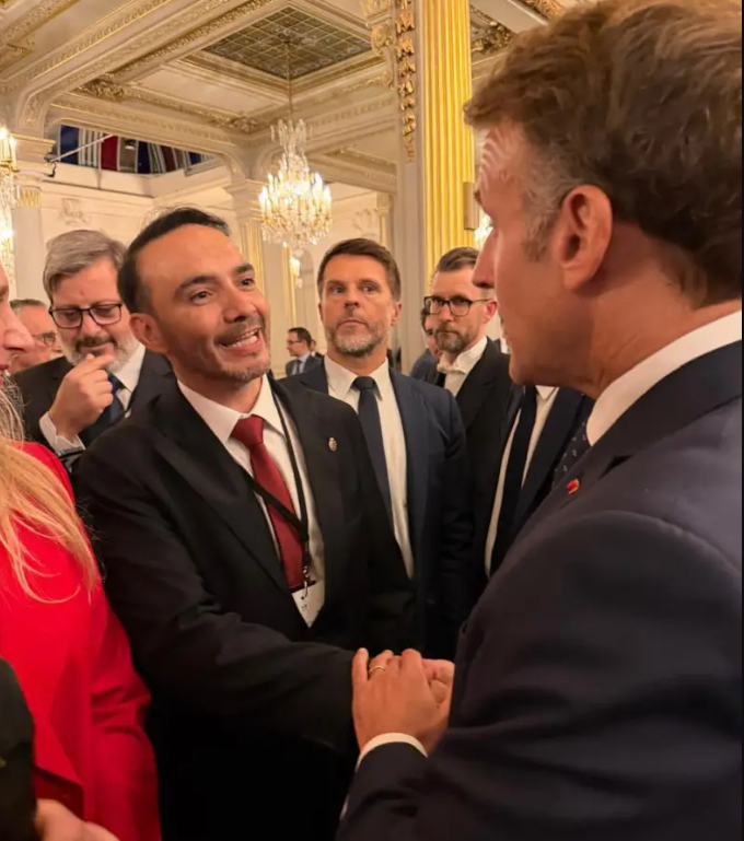 Valdés junto a Macron: Corrientes busca abrir nuevas puertas a la inversión europea