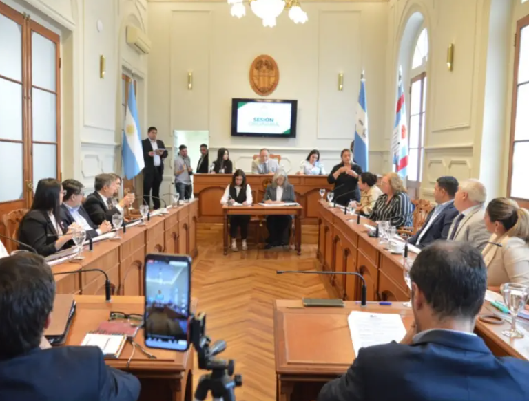 El Concejo analiza la adhesión a la emergencia hídrica y climática